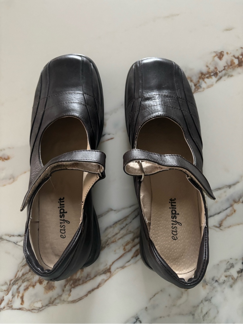Easy Spirit Women’s brown Black Mary Jane Flats with Adjustable Strap